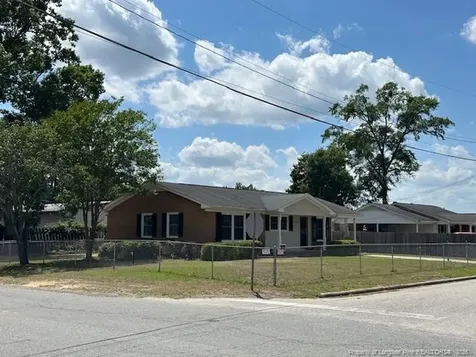 1412 Mcarthur Street Lumberton NC 28358