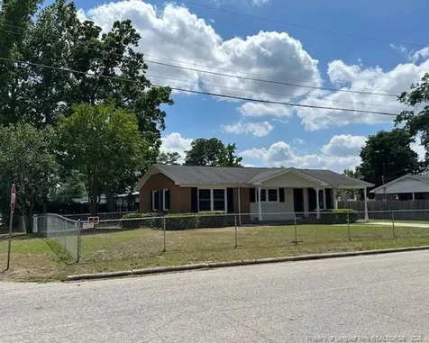 1412 Mcarthur Street Lumberton NC 28358