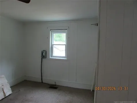 215 E Maple Street Mount Olive NC 28365