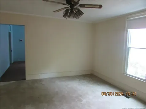 215 E Maple Street Mount Olive NC 28365