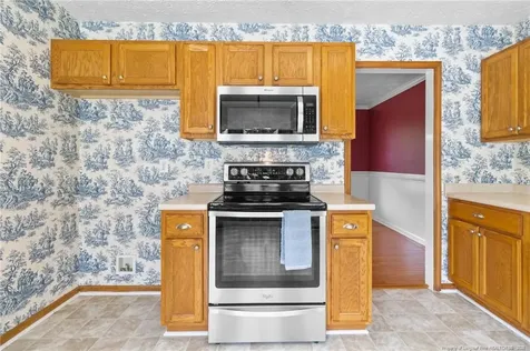 28 E Coyt Circle Spring Lake NC 28390