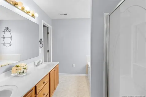 28 E Coyt Circle Spring Lake NC 28390