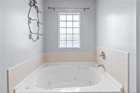 28 E Coyt Circle Spring Lake NC 28390