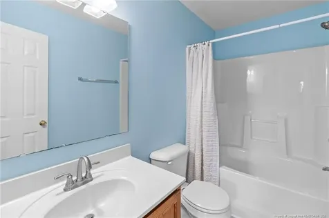 28 E Coyt Circle Spring Lake NC 28390
