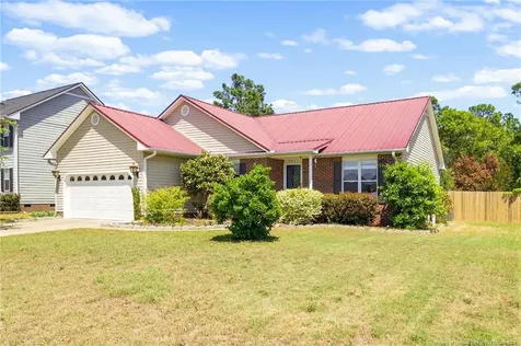 4825 Miranda Drive Hope Mills NC 28348