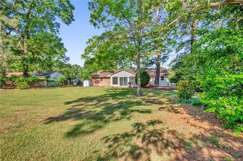 126 Old Gate Road Fayetteville NC 28314
