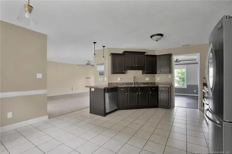 467 Thorncliff Drive Raeford NC 28376
