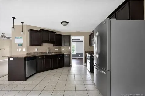 467 Thorncliff Drive Raeford NC 28376