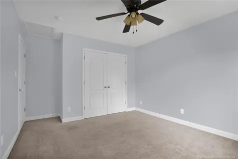 467 Thorncliff Drive Raeford NC 28376