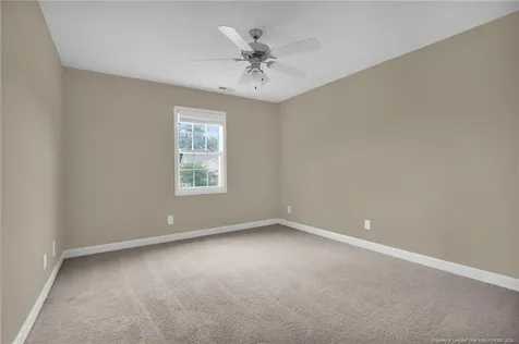 467 Thorncliff Drive Raeford NC 28376
