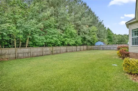 467 Thorncliff Drive Raeford NC 28376