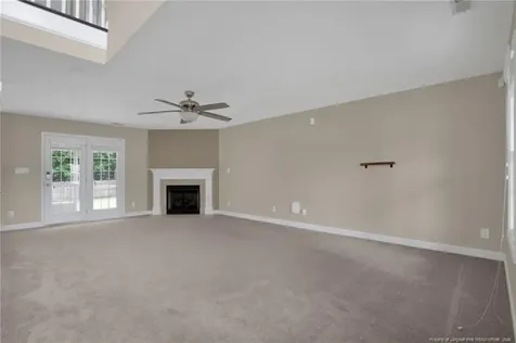 467 Thorncliff Drive Raeford NC 28376