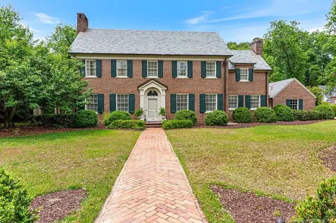 126 Dobbin Avenue Fayetteville NC 28305