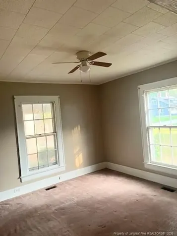 404 Mcgwigan Street Enfield NC 27823