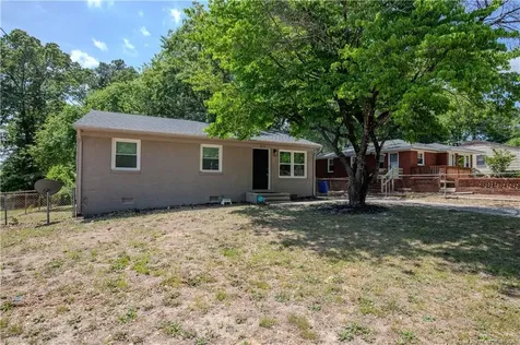 819 Isley Street Fayetteville NC 28305