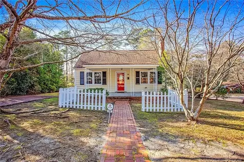 809 Cape Fear Avenue Fayetteville NC 28303