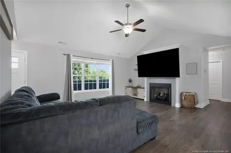 110 Stock Market Drive Broadway NC 27505