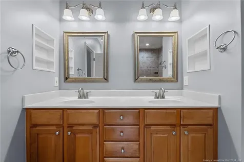 1316 Devonshire Trail Aberdeen NC 28315