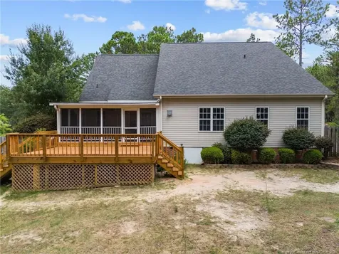 1316 Devonshire Trail Aberdeen NC 28315