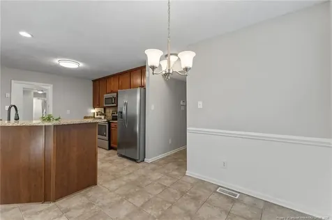 3819 Little John Court Fayetteville NC 28306