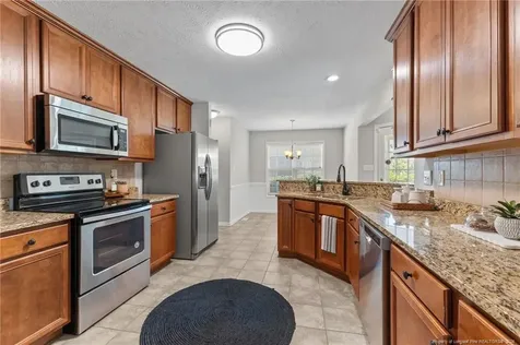 3819 Little John Court Fayetteville NC 28306