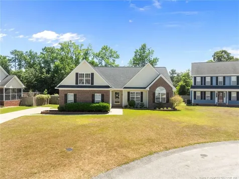 3819 Little John Court Fayetteville NC 28306