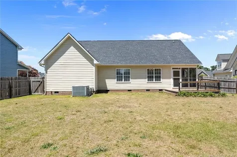 3819 Little John Court Fayetteville NC 28306