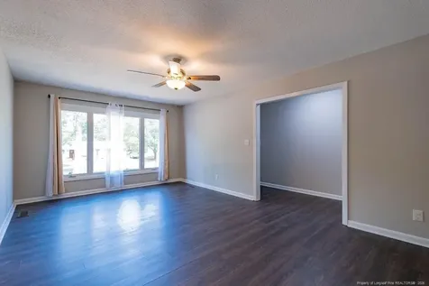 6317 Greyfield Road Fayetteville NC 28303