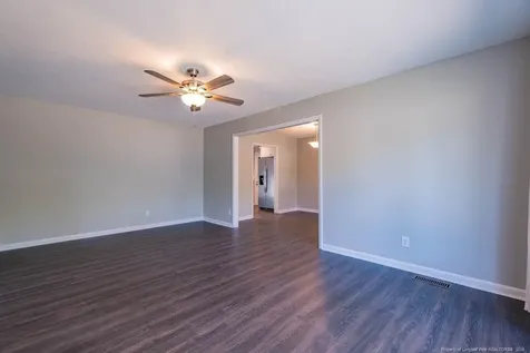 6317 Greyfield Road Fayetteville NC 28303