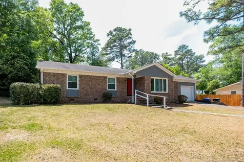 6317 Greyfield Road Fayetteville NC 28303