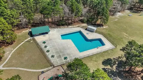 77 Sherwood Lane Sanford NC 27332