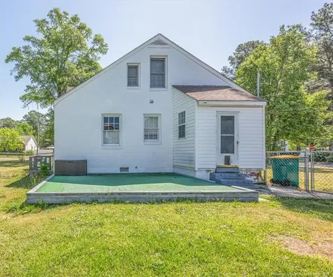 2201 N Mcmillan Avenue Lumberton NC 28358