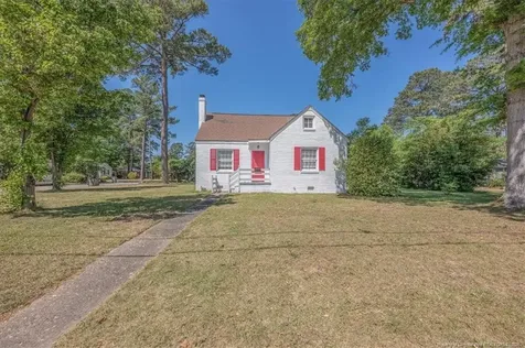 2201 N Mcmillan Avenue Lumberton NC 28358