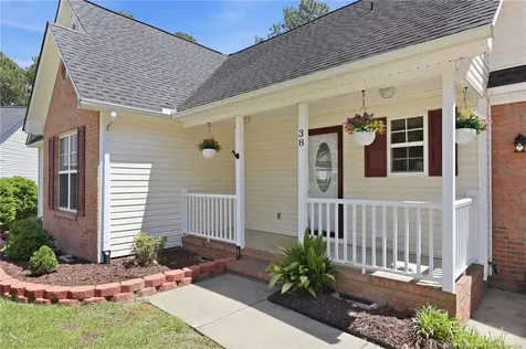 38 Commonwealth Court Cameron NC 28326