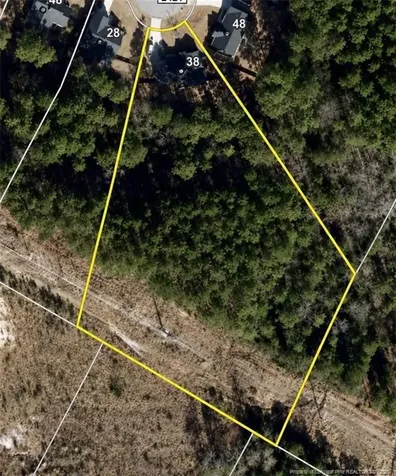 38 Commonwealth Court Cameron NC 28326