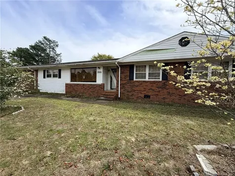 3701 Village Drive Fayetteville NC 28304