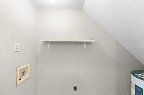 422 Kirkcaldy Court Fayetteville NC 28314