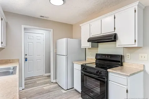6417 Rhemish Drive Fayetteville NC 28304