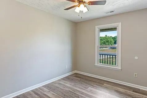 6417 Rhemish Drive Fayetteville NC 28304