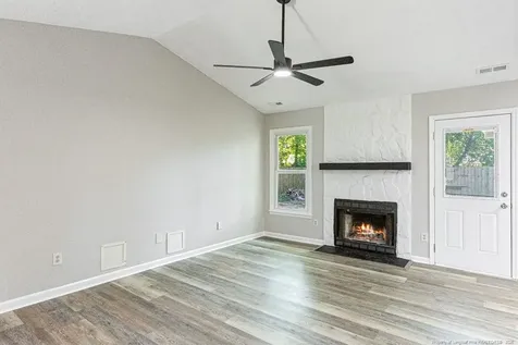 6417 Rhemish Drive Fayetteville NC 28304