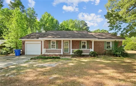 1213 Butterwood Circle Fayetteville NC 28314