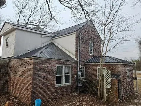 1737 W Carthage Road Lumberton NC 28360
