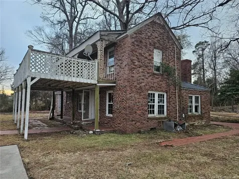 1737 W Carthage Road Lumberton NC 28360