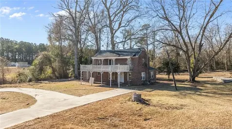 1737 W Carthage Road Lumberton NC 28360