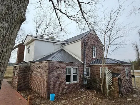 1737 W Carthage Road Lumberton NC 28360