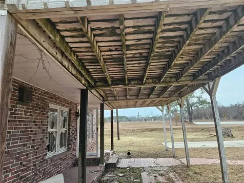 1737 W Carthage Road Lumberton NC 28360