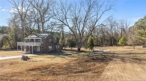 1737 W Carthage Road Lumberton NC 28360