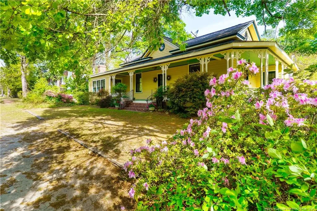 524 Carthage Street Cameron NC 28326