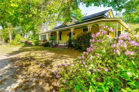 524 Carthage Street Cameron NC 28326
