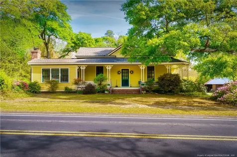 524 Carthage Street Cameron NC 28326